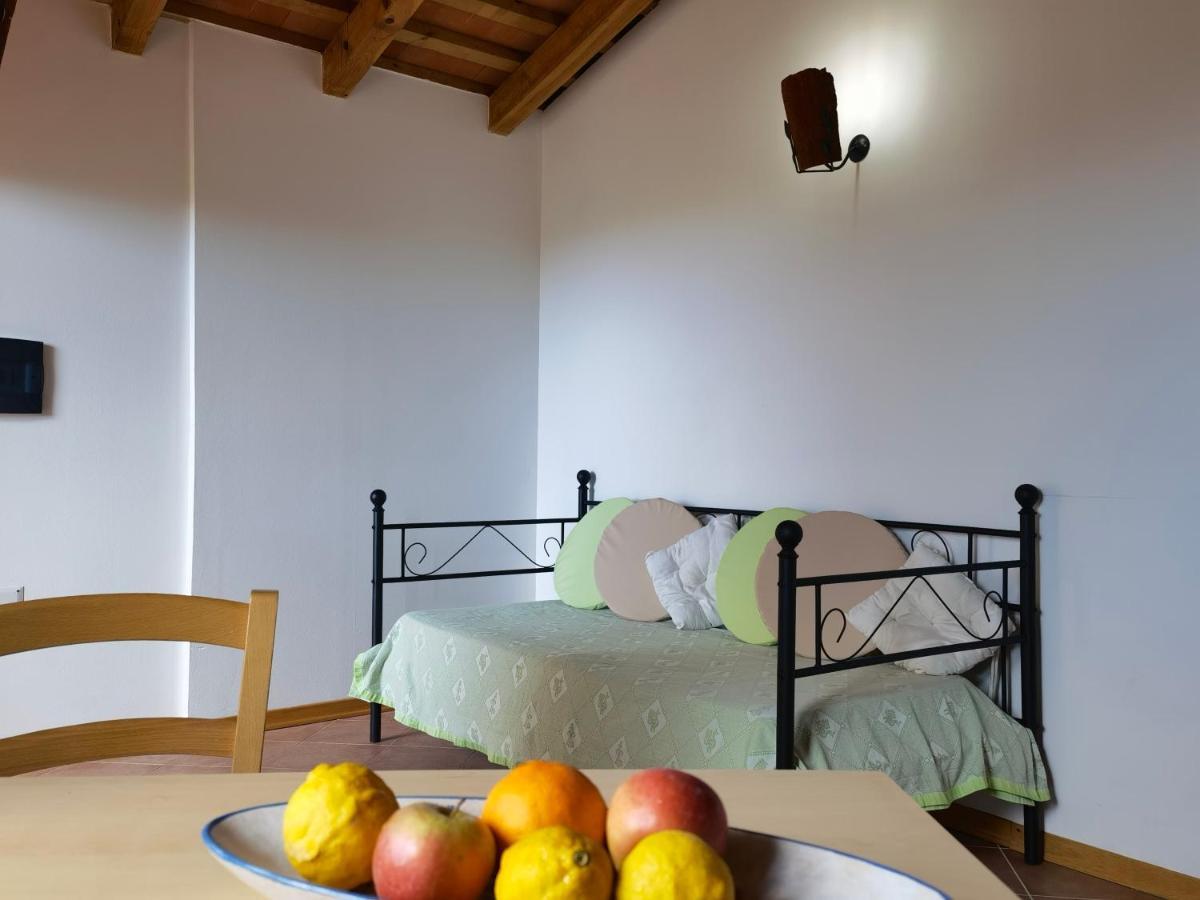La Corte Degli Ulivi - Albergo Rurale Tresnuraghes ภายนอก รูปภาพ
