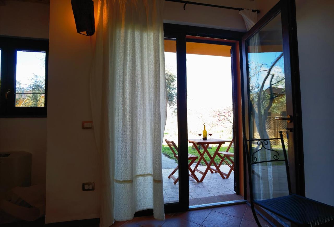 La Corte Degli Ulivi - Albergo Rurale Tresnuraghes ภายนอก รูปภาพ